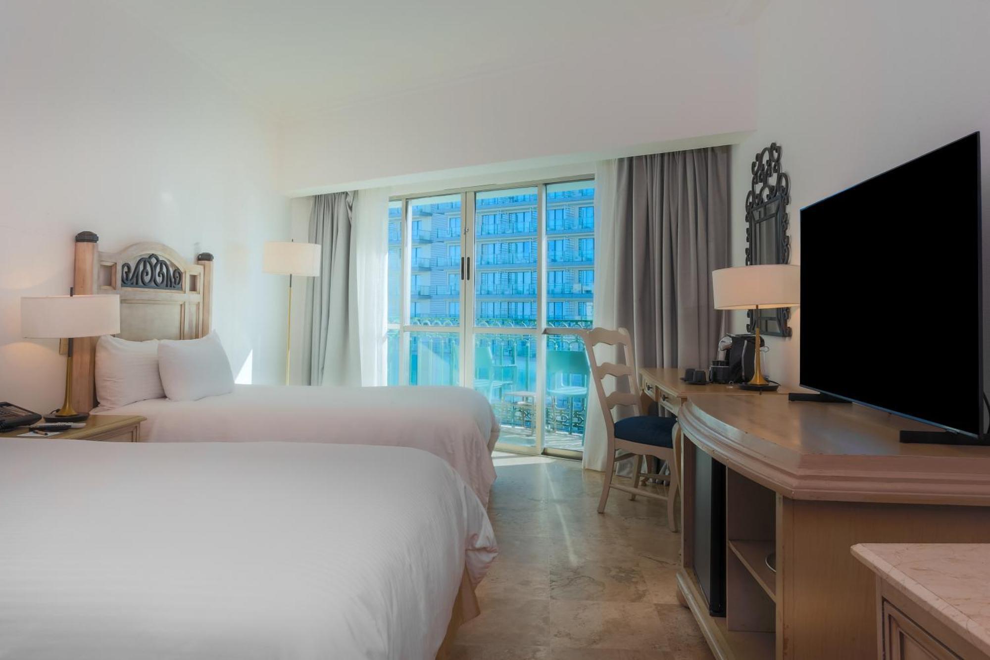 Balcony Deluxe Room